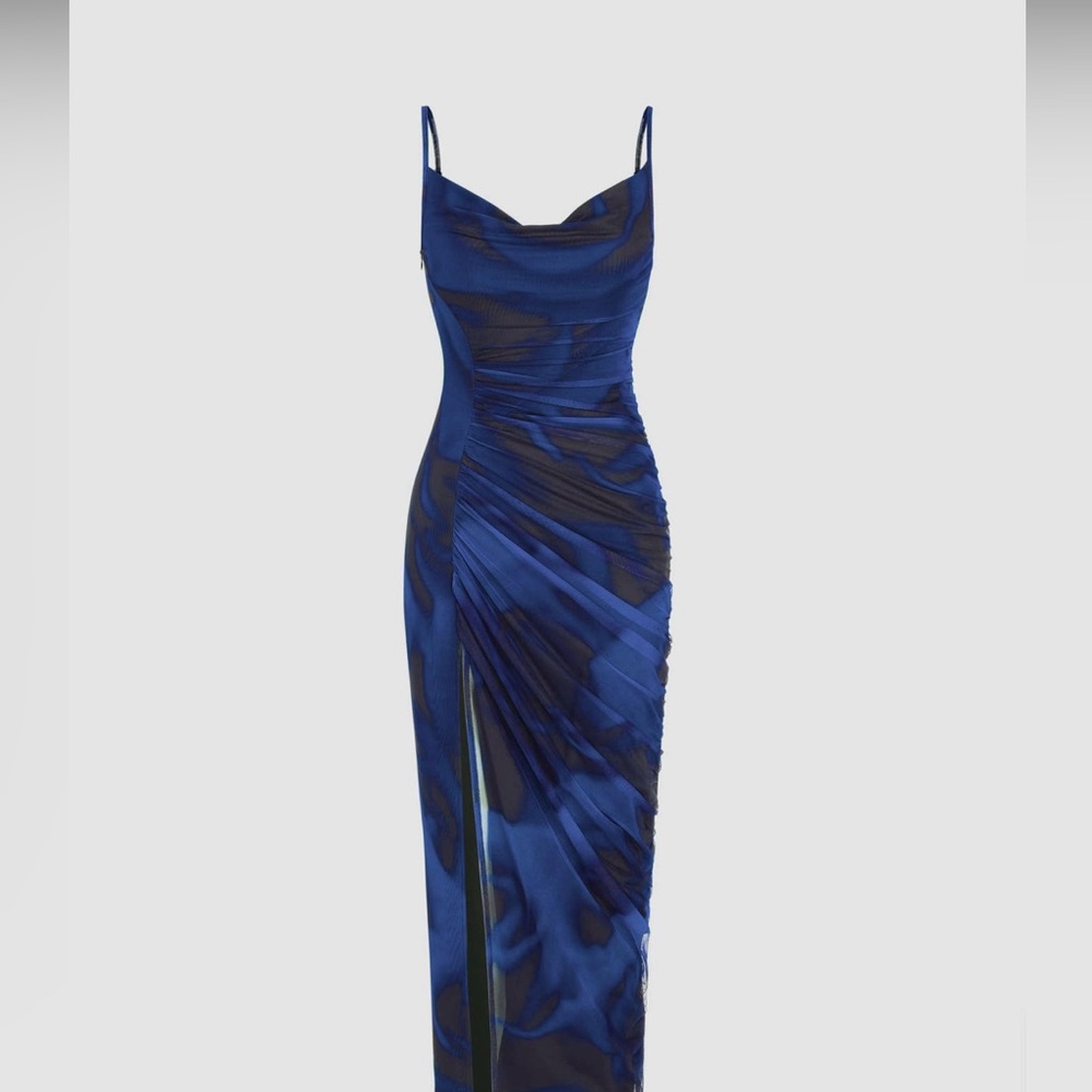 Elegant Blue Evening Dress from Cider